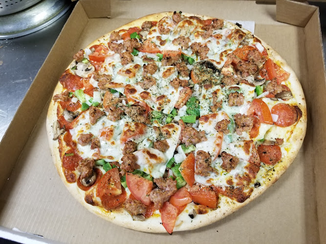 #1 best pizza place in Wheat Ridge - Amici's Pizzeria & Italian