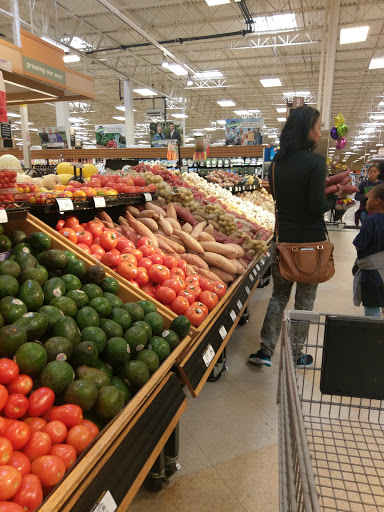 Grocery Store «Fred Meyer», reviews and photos, 1201 Valley Ave E, Sumner, WA 98390, USA