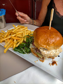 Hamburger du Restaurant français Lou Cantou à Paris - n°3