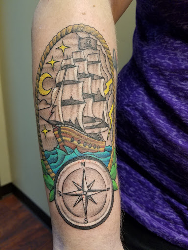 Tattoo Shop «Square City Tattoo», reviews and photos, 129 Main St C, Chardon, OH 44024, USA