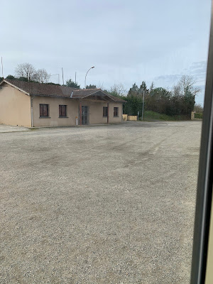 Aire de camping-car à Preignan