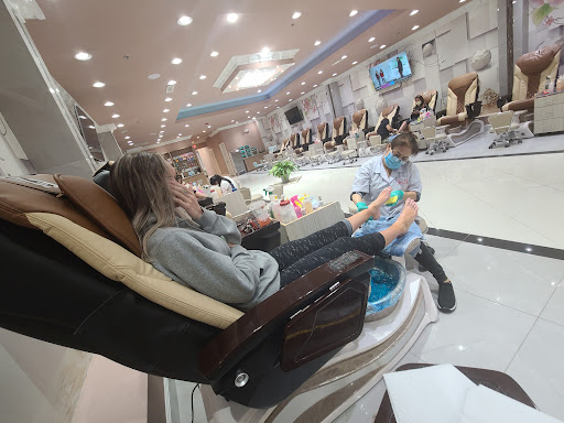 Shopping Mall «Hillcrest Shopping Center», reviews and photos, 1855 E Main St #10, Spartanburg, SC 29307, USA