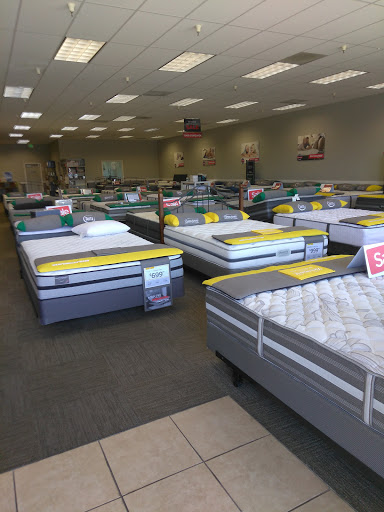 Mattress Store «Mattress Firm Santa Cruz», reviews and photos, 600 River St, Santa Cruz, CA 95060, USA