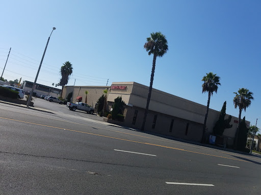 Paint Store «Smith Paint», reviews and photos, 2875 Cherry Ave, Signal Hill, CA 90755, USA