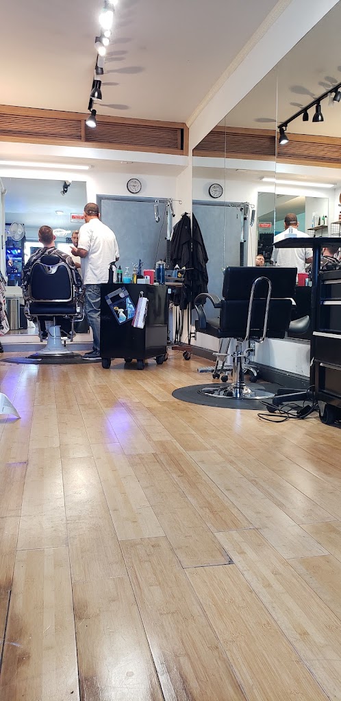 Omar The Barber 33040