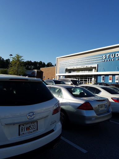 Movie Theater «Studio Movie Grill», reviews and photos, 3850 Venture Dr, Duluth, GA 30096, USA