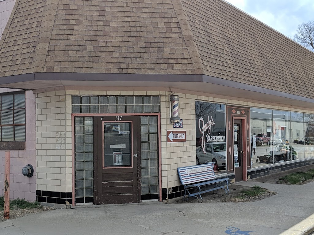Judy's Barber Shop 51521