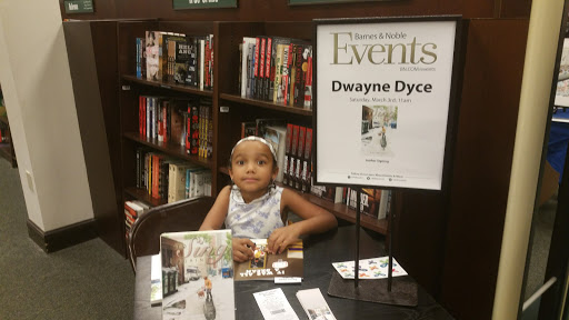 Book Store «Barnes & Noble», reviews and photos, 122 Brandon Town Center Dr, Brandon, FL 33511, USA