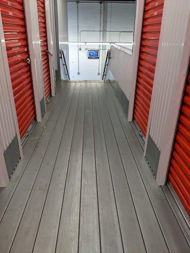 Truck Rental Agency «U-Haul Moving & Storage of Central Harrisburg», reviews and photos, 520 S 29th St, Harrisburg, PA 17104, USA