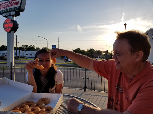 Bakery «Krispy Kreme Doughnuts», reviews and photos, 504 E Meighan Blvd, Gadsden, AL 35903, USA