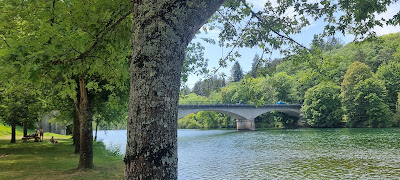 Pont routier de Poncin sur l'Ain à Poncin