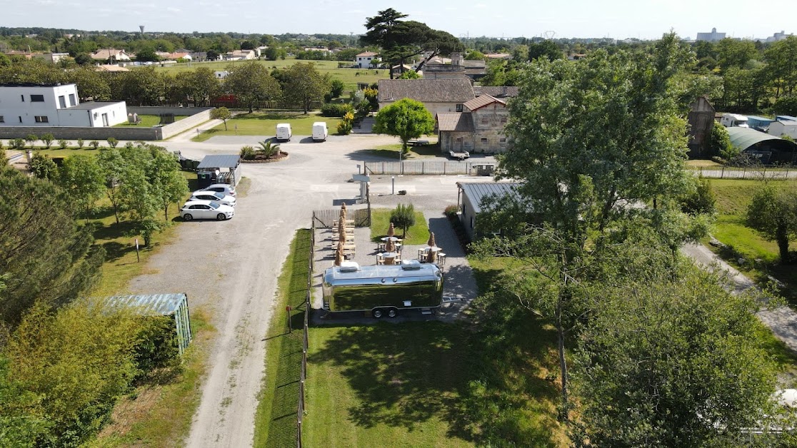 Aire camping cars et camping le Grain à Ambarès-et-Lagrave (Gironde 33)