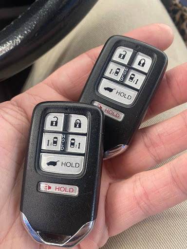 Car Battery Store «Batteries Plus Bulbs», reviews and photos, 8041 Watson Rd, Webster Groves, MO 63119, USA