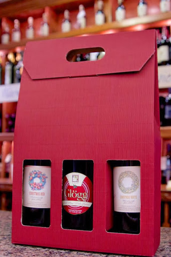 Bed & Breakfast «Lynfred Winery», reviews and photos, 15 S Roselle Rd, Roselle, IL 60172, USA