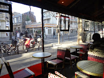 Atmosphère du Restaurant Les Rigoles à Paris - n°1