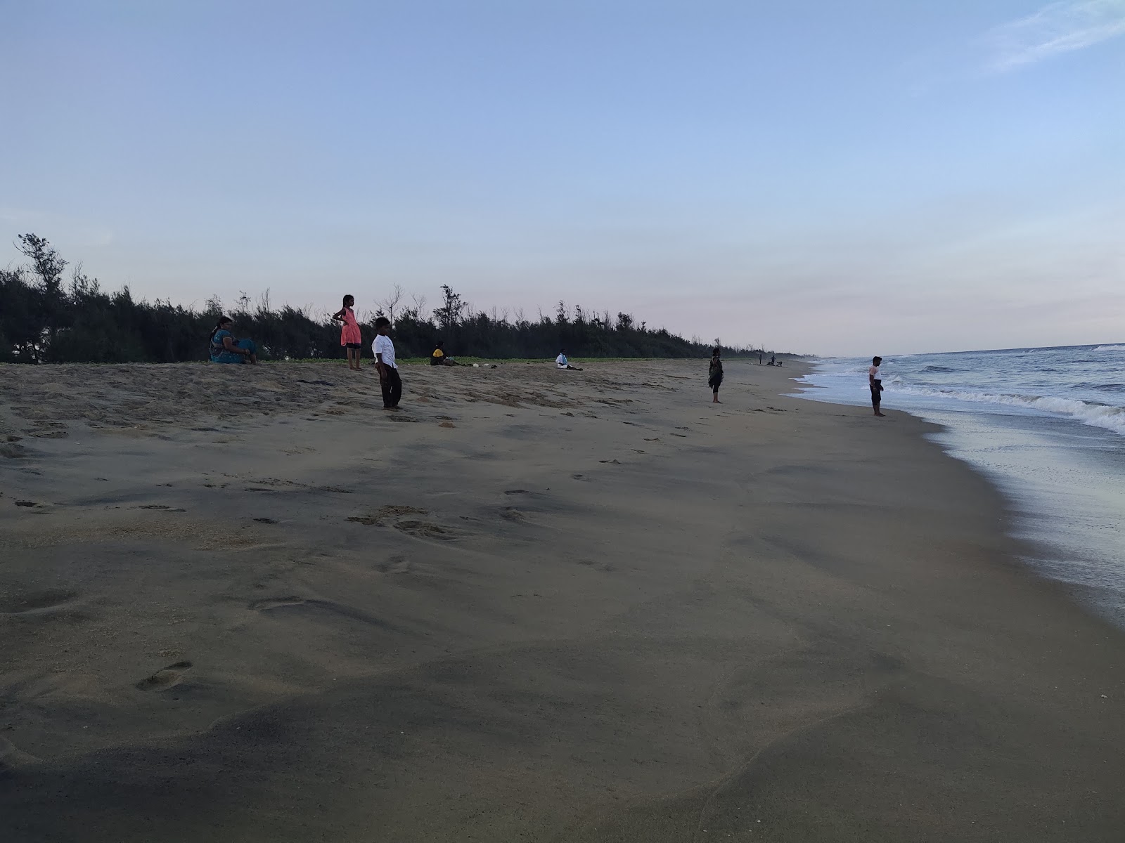 Photo de Ajay Beach avec un niveau de propreté de partiellement propre