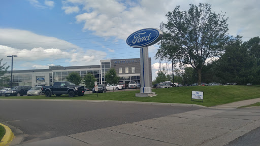 Car Dealer «Metropolitan Ford of Eden Prairie», reviews and photos, 12477 Plaza Dr, Eden Prairie, MN 55344, USA