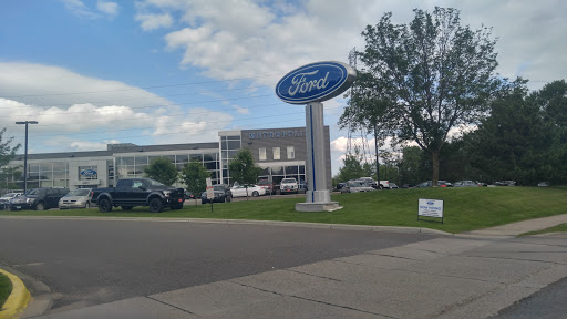 Car Dealer «Metropolitan Ford of Eden Prairie», reviews and photos, 12477 Plaza Dr, Eden Prairie, MN 55344, USA