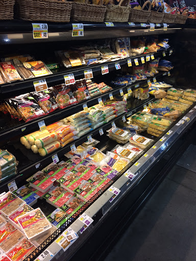 Grocery Store «The Fresh Grocer of Progress Plaza», reviews and photos, 1501 N Broad St, Philadelphia, PA 19122, USA