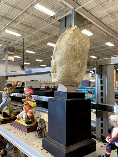 Thrift Store «2nd Ave Value Stores», reviews and photos, 163 Franklin Mills Blvd, Philadelphia, PA 19154, USA