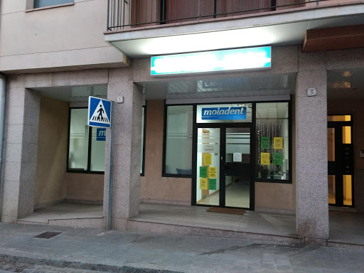 Clínica Dental Moiadent en Moià, Barcelona