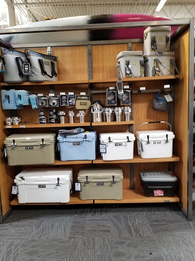 Camping Store «REI», reviews and photos, 189 Connecticut Ave, Norwalk, CT 06854, USA