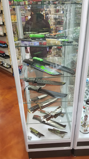 Tobacco Shop «Vape A Hookah Vape & Smoke Shop», reviews and photos, 1118 N Recker Rd #111, Mesa, AZ 85205, USA