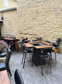 Atmosphère du Restaurant La Table du clocher à Aigues-Vives - n°14