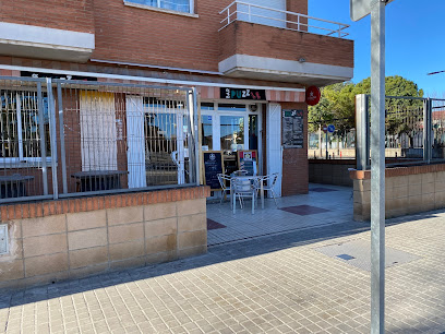 Bar Puzzle - Carrer del Doctor Zamenhof, 53, 08800 Vilanova i la Geltrú, Barcelona, Spain