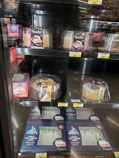 Grocery Store «Safeway», reviews and photos, 2090 Harbison Dr, Vacaville, CA 95687, USA