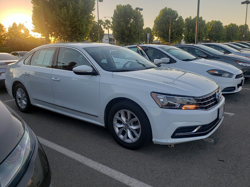 Used Car Dealer «CarMax», reviews and photos, 7180 N Palm Ave, Fresno, CA 93650, USA