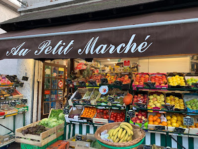 Au petit marché à Le Vésinet