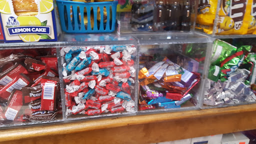 Convenience Store «Jascarli Mini Market», reviews and photos, 284 Colonial Ave, Waterbury, CT 06704, USA