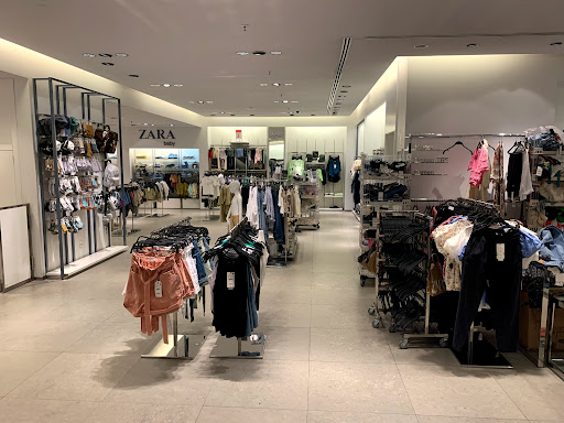 Stores to buy women's beige vests Stuttgart