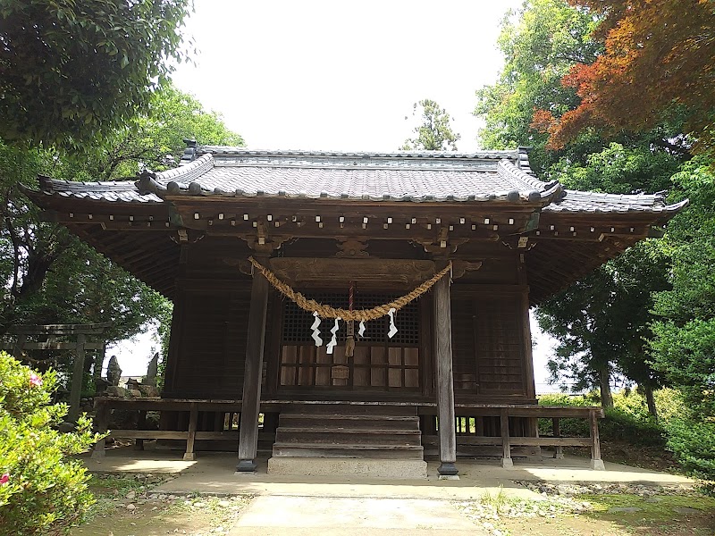 成塚稲荷神社(成瀬40号墳）