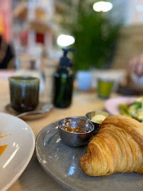 Croissant du Restaurant servant le petit-déjeuner The Hardware Société à Paris - n°20