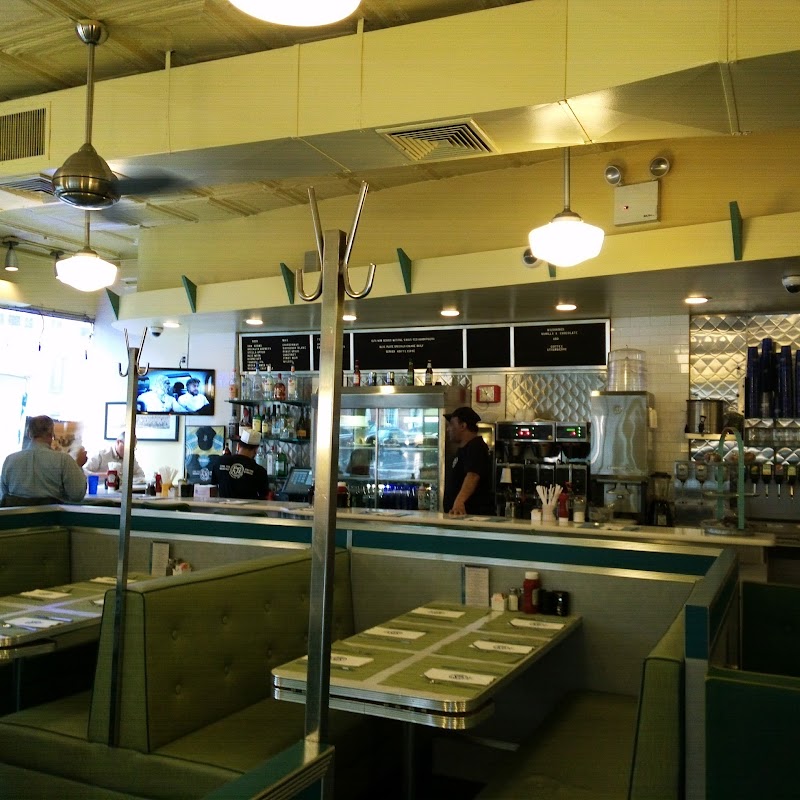 EJ's Luncheonette