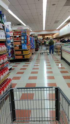 Grocery Store «Market Basket», reviews and photos, 212 Lowell Rd, Hudson, NH 03051, USA