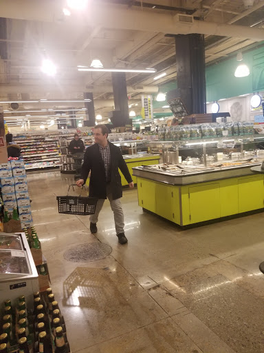 Grocery Store «Whole Foods Market», reviews and photos, 40 Railroad St, Andover, MA 01810, USA