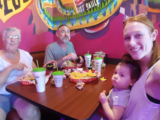 Tex-Mex Restaurant «Tijuana Flats», reviews and photos, 4027 S Dale Mabry Hwy, Tampa, FL 33611, USA