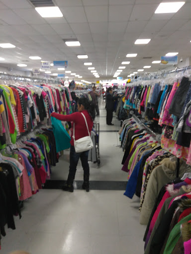 Thrift Store «Superior Thrift Store», reviews and photos, 1135 N Wilson Way, Stockton, CA 95205, USA
