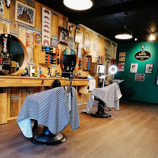 Onkel's Barbershop Give in Give, Vejle