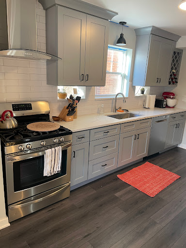 Kitchen Remodeler «Chicagoland Remodeling | Home, Kitchen & Bathroom Remodeling Contractors Elmwood Park», reviews and photos, 2130 N Harlem Ave, Elmwood Park, IL 60707, USA