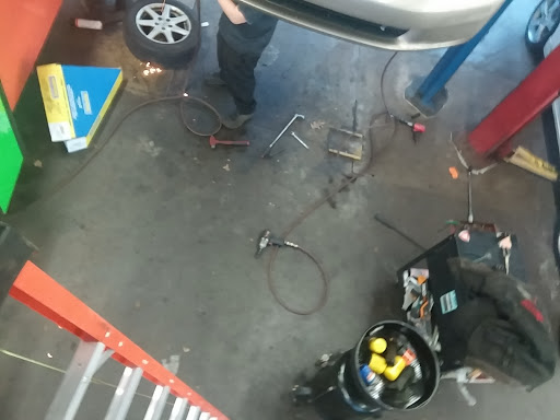 Tire Shop «Firestone Complete Auto Care», reviews and photos, 397 Mall Cir Dr, Monroeville, PA 15146, USA