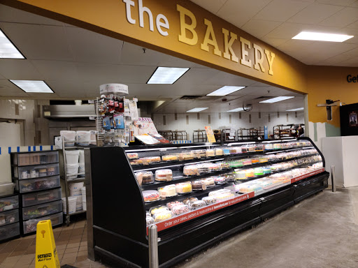 Grocery Store «Hannaford Supermarket», reviews and photos, 299 Elm St, Biddeford, ME 04005, USA