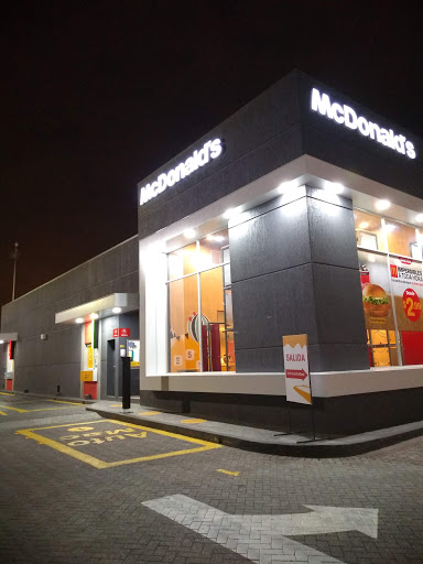 Mcdonalds 24 horas en Quito