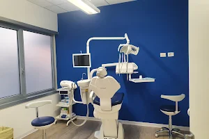 Deadent Centro Odontoiatrico image