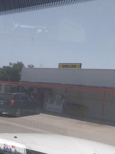 Discount Store «Dollar General», reviews and photos, 410 S Magnolia Ave, Luling, TX 78648, USA