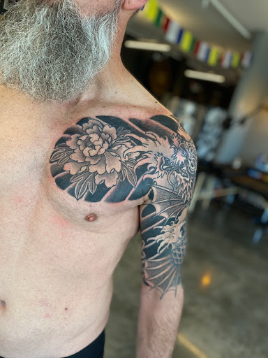 Tattoo Shop «Safe House Tattoo Studio», reviews and photos, 1200 Clinton St #40, Nashville, TN 37203, USA