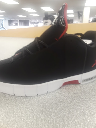 Shoe Store «WSS», reviews and photos, 2388 Long Beach Blvd, Long Beach, CA 90806, USA